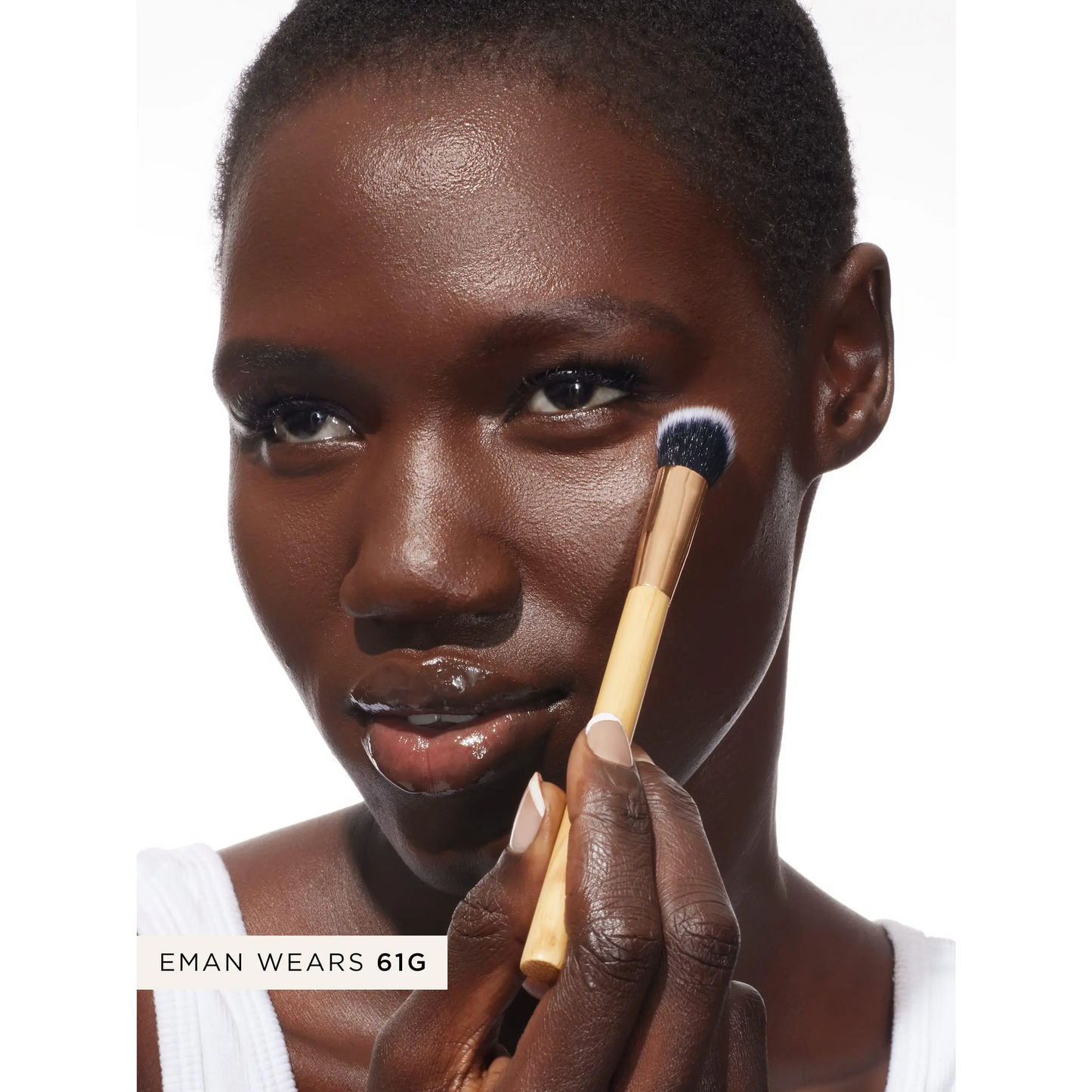 Angled Paw Concealer Brush